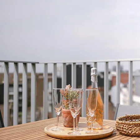 Cozy Seaside With Terrace Appartement